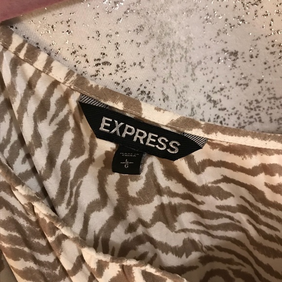 Silk dress - Picture 3 of 5